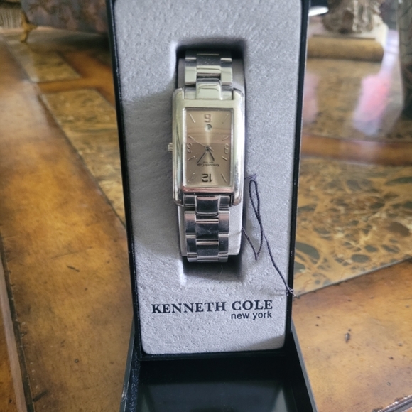 Kenneth Cole Other - Kenneth Cole mens watch